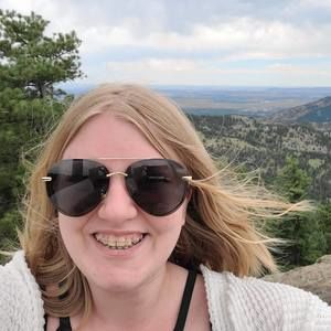 Meet your Posher, Amanda